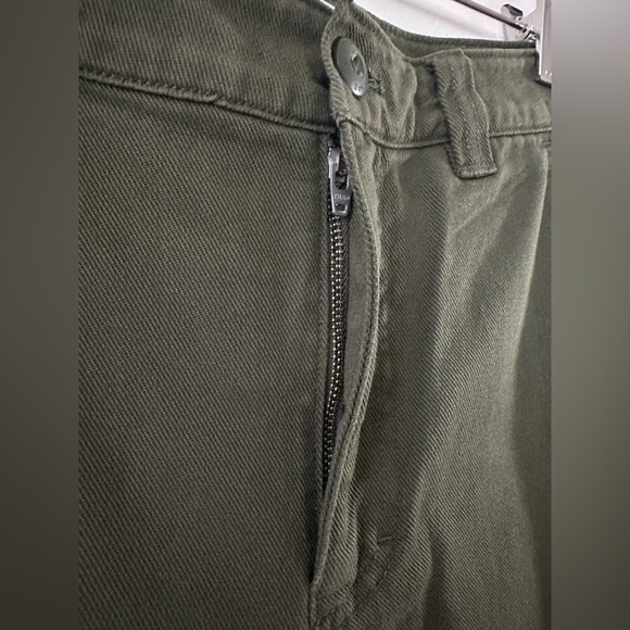 Aritzia TNA Olive Green Cargo Pants Women’s Size 2 - Picture 7 of 10